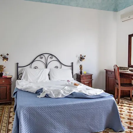 Cala Di Ponente Hotell