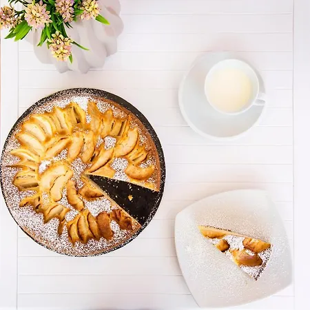 Cala Di Ponente فندق كاستيلوزو