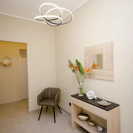 Cala Di Ponente 2* كاستيلوزو