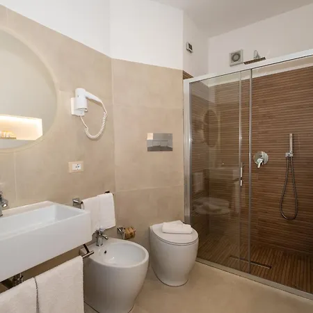 Hotell Cala Di Ponente