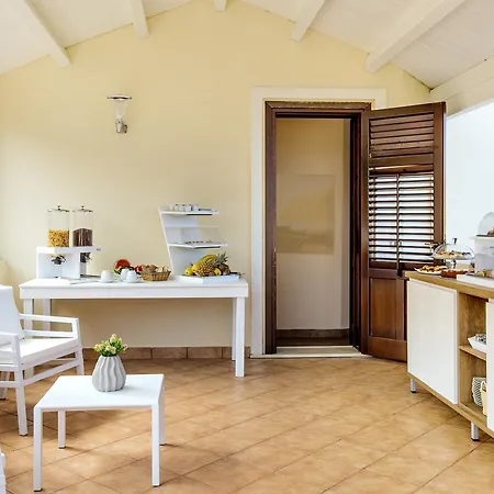 Cala Di Ponente Hotell