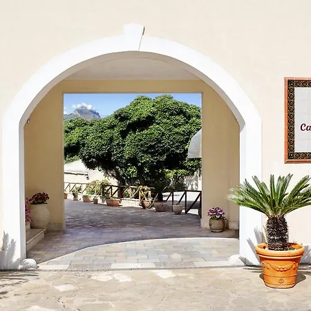 Cala Di Ponente 2*