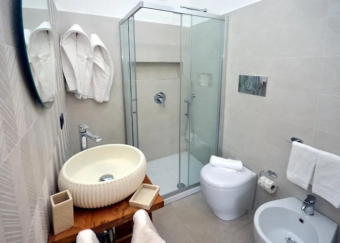 Cala Di Ponente 酒店 卡斯泰卢佐