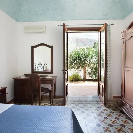 Cala Di Ponente Hotell
