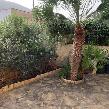 Cala Di Ponente מלון