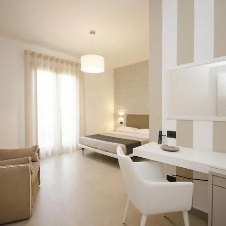 Hotell Cala Di Ponente Castelluzzo