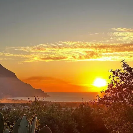 Cala Di Ponente Hotel Castelluzzo