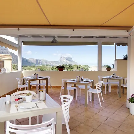 Hotel Cala Di Ponente Castelluzzo