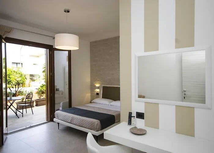 Cala Di Ponente Hotel