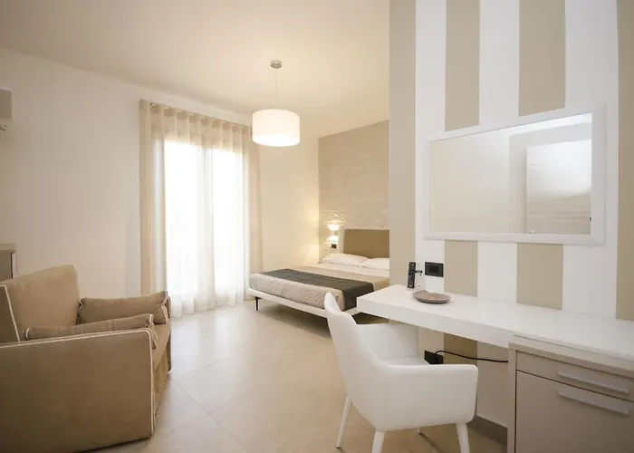 Hotell Cala Di Ponente Castelluzzo