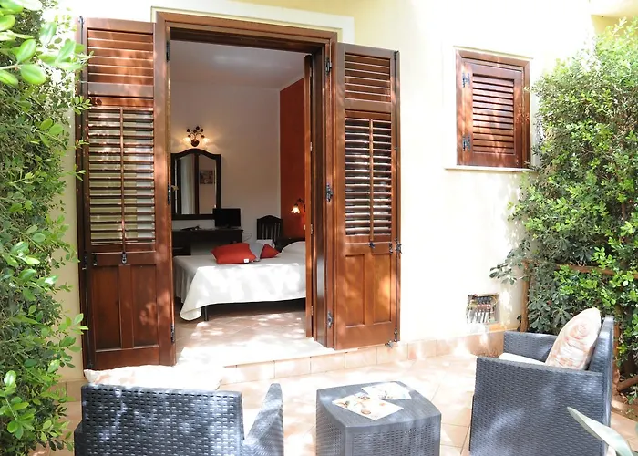 Hotell Cala Di Ponente Castelluzzo