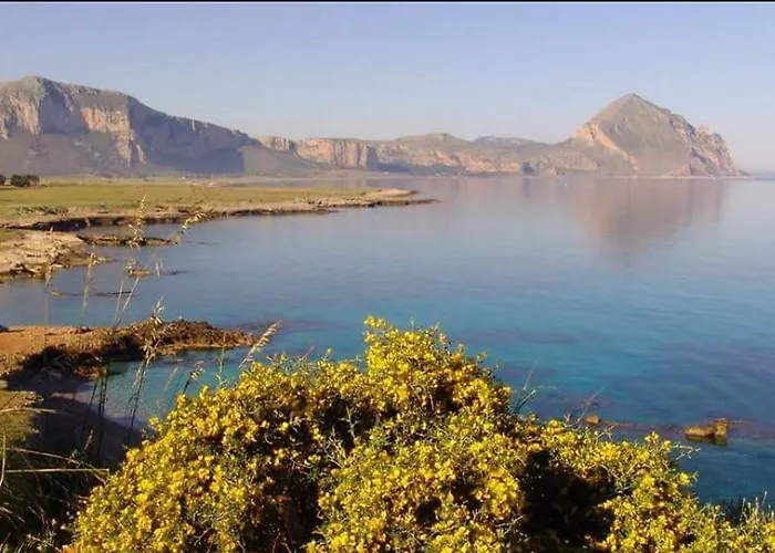 Cala Di Ponente מלון 2*