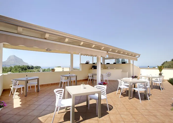 מלון Cala Di Ponente